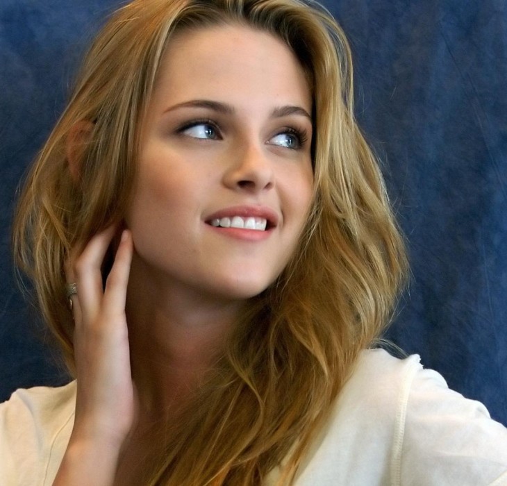 Sexy Wallpaper of Kristen Stewart