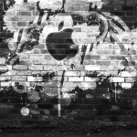 Apple Tag Graffiti Wallpaper