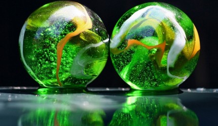 Cool 3D Green Balls